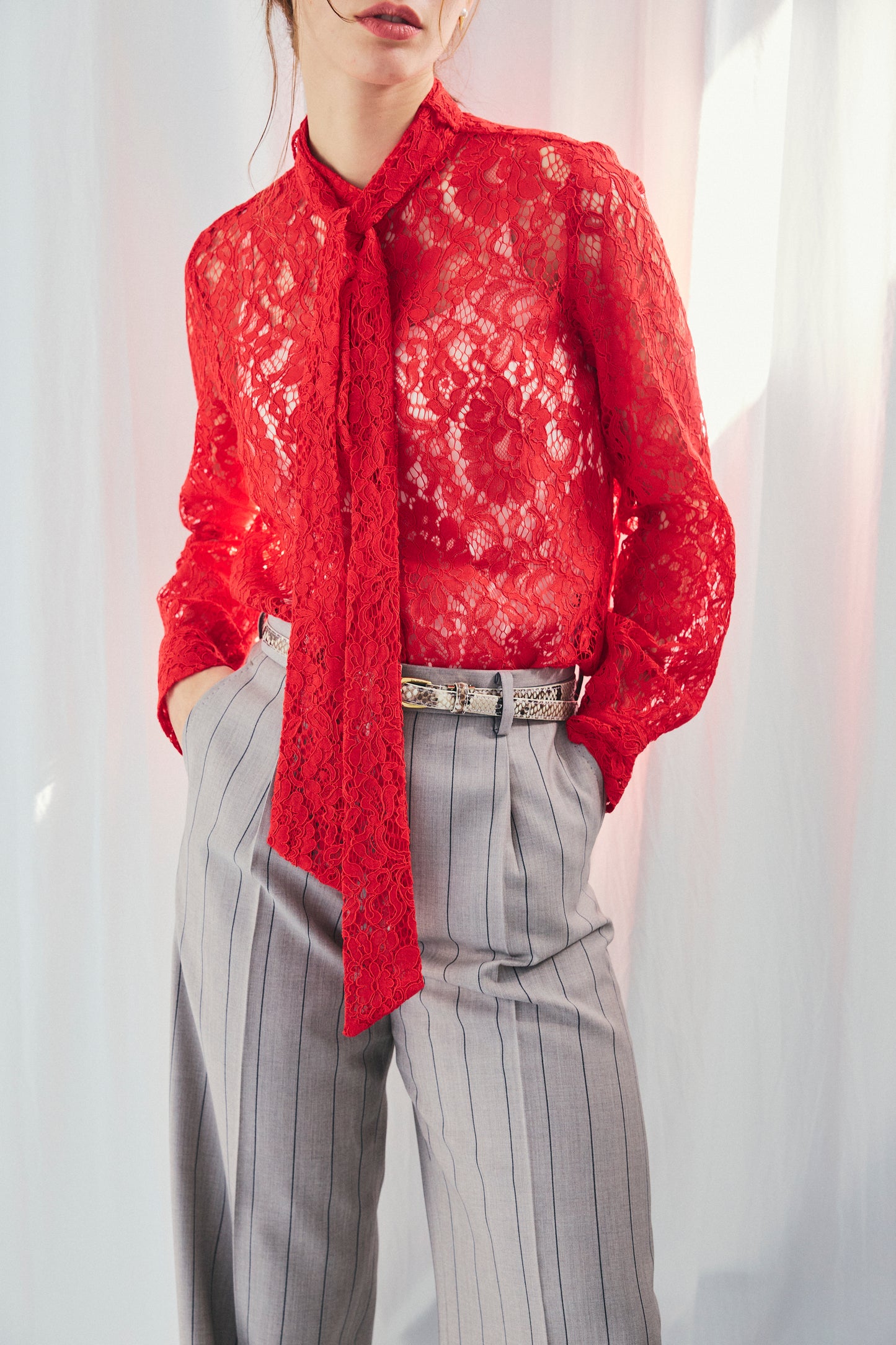 RACE BOW-TIE BLOUSE