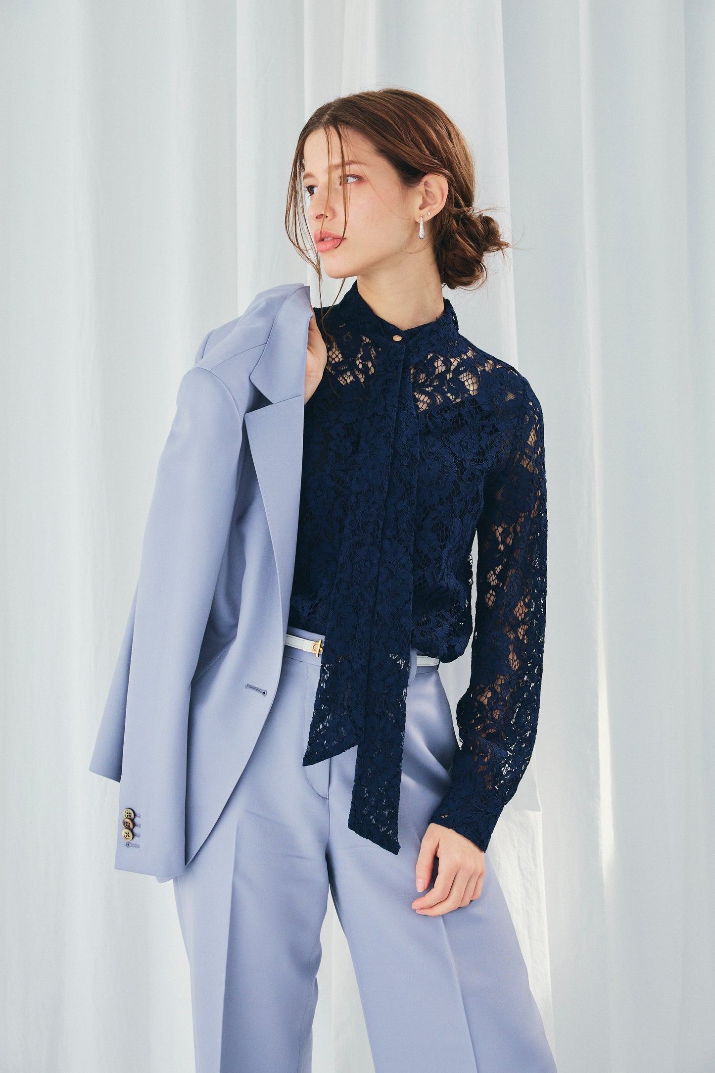 RACE BOW-TIE BLOUSE