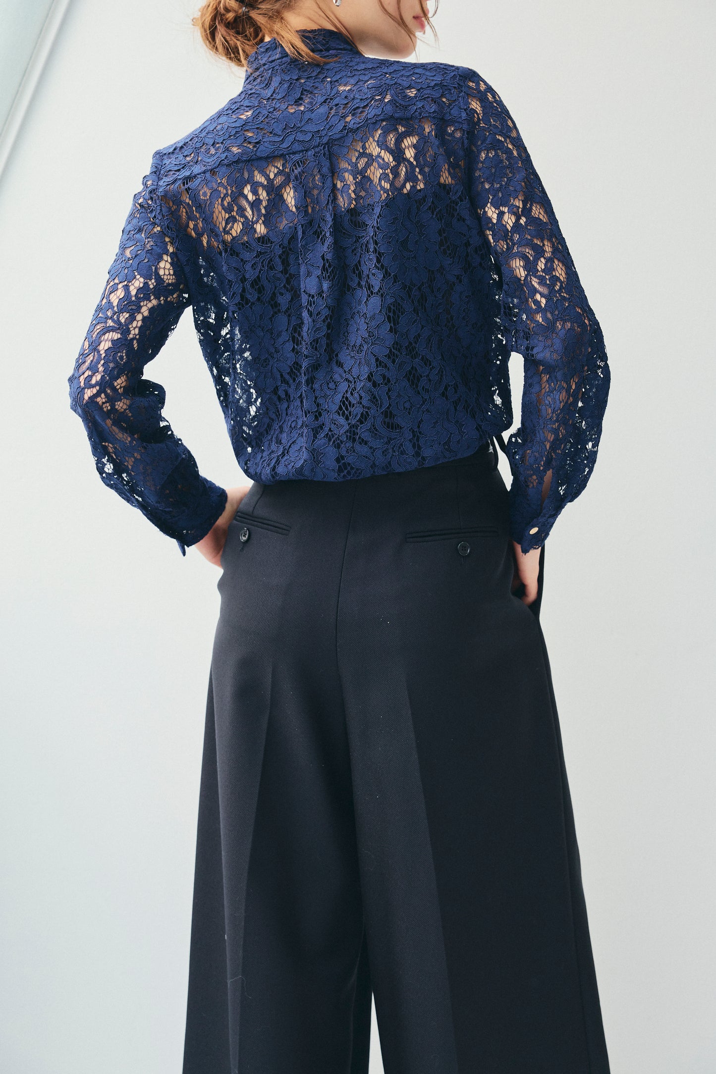 RACE BOW-TIE BLOUSE