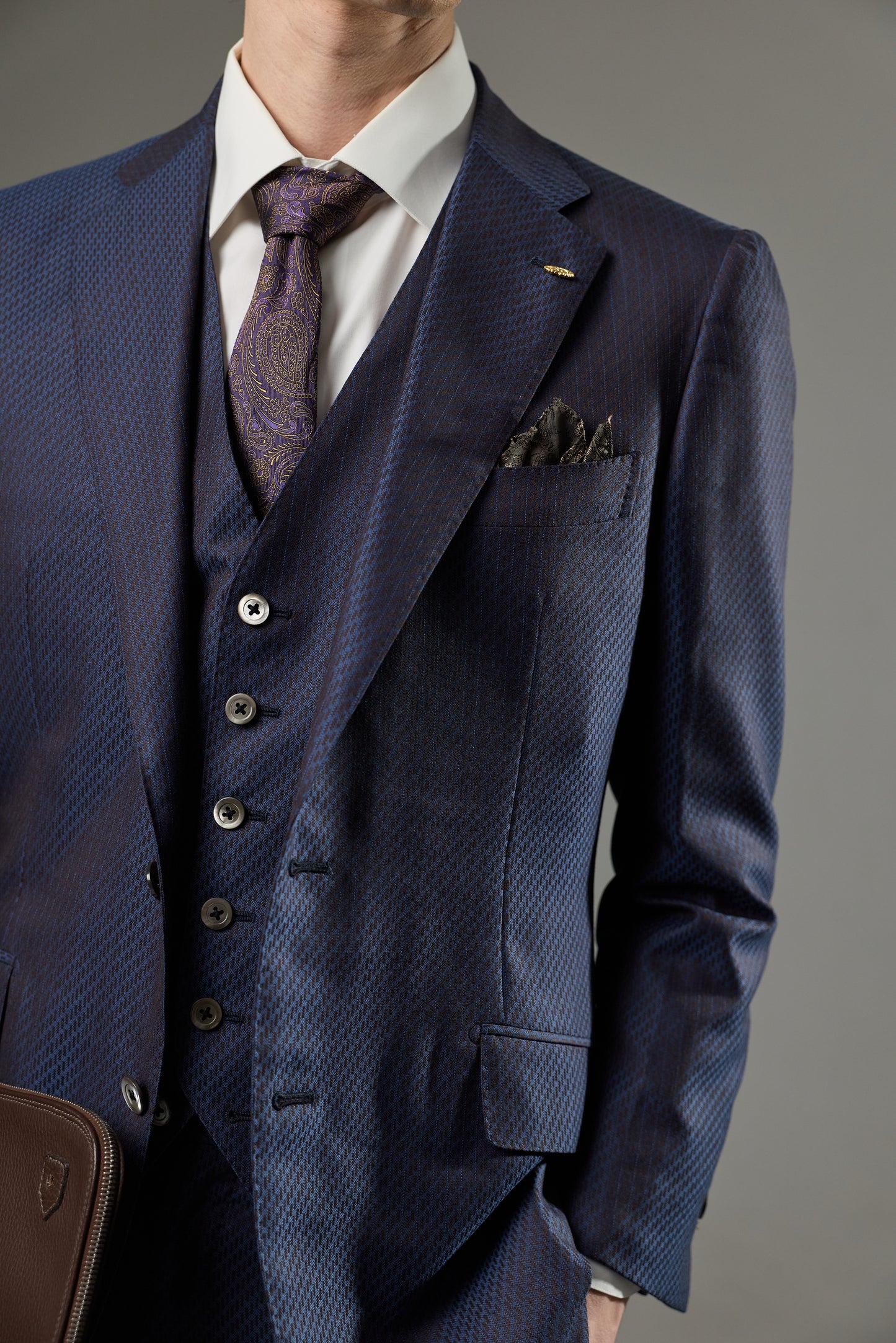 ETHNIC PAISLEY TIE