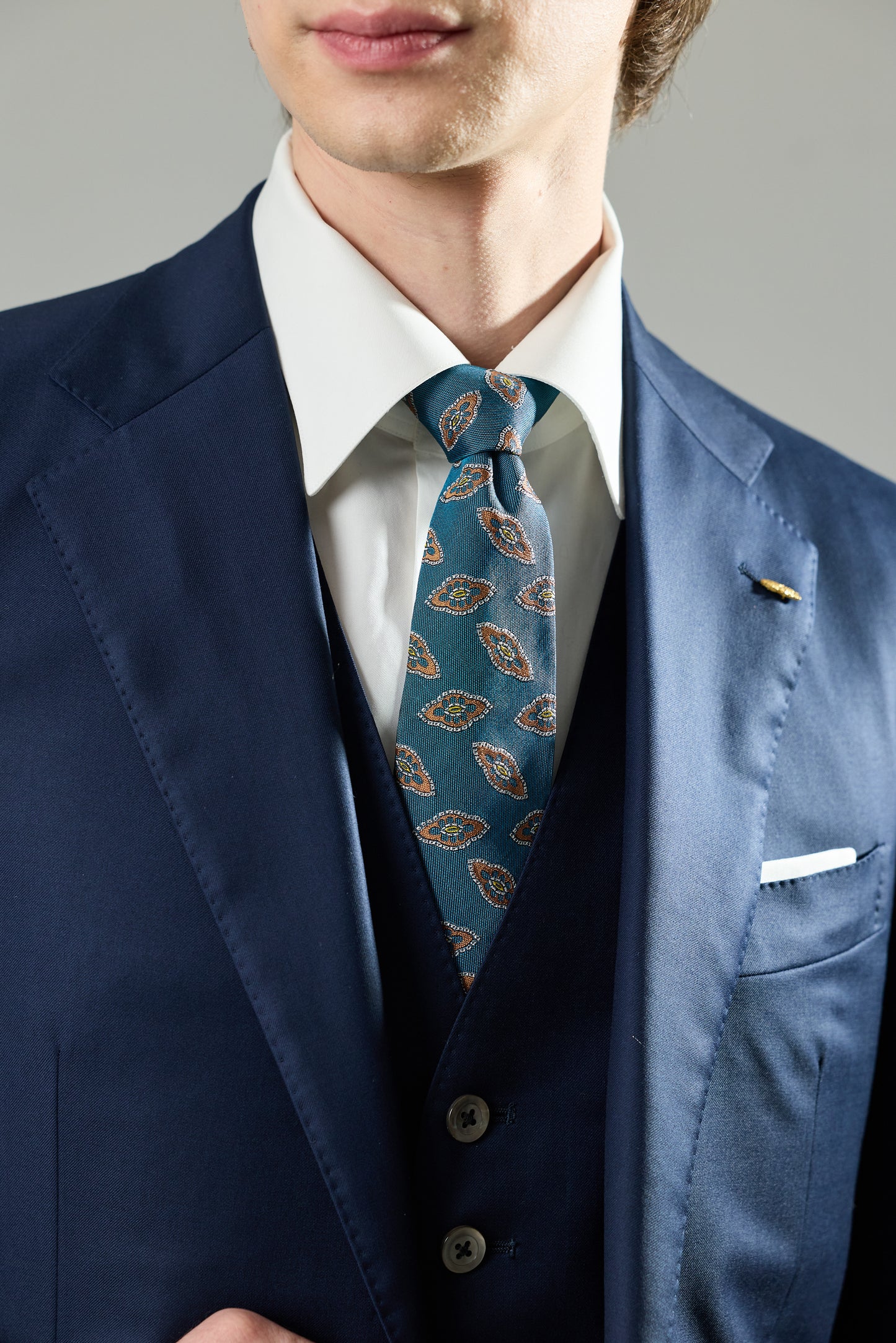 BOHEMIAN DESIGN TIE