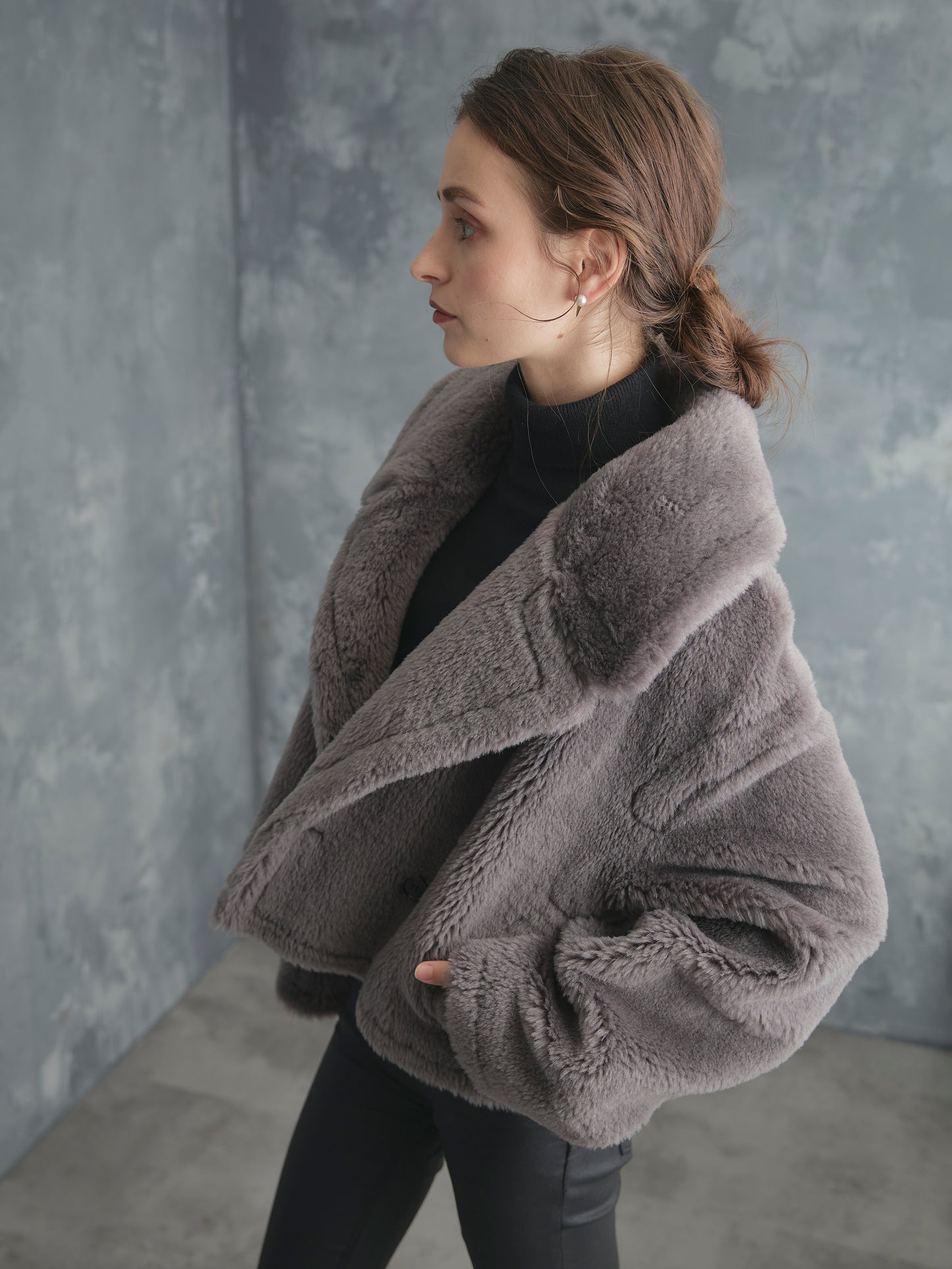 WOOL BOA SHORT COAT【GRAY】
