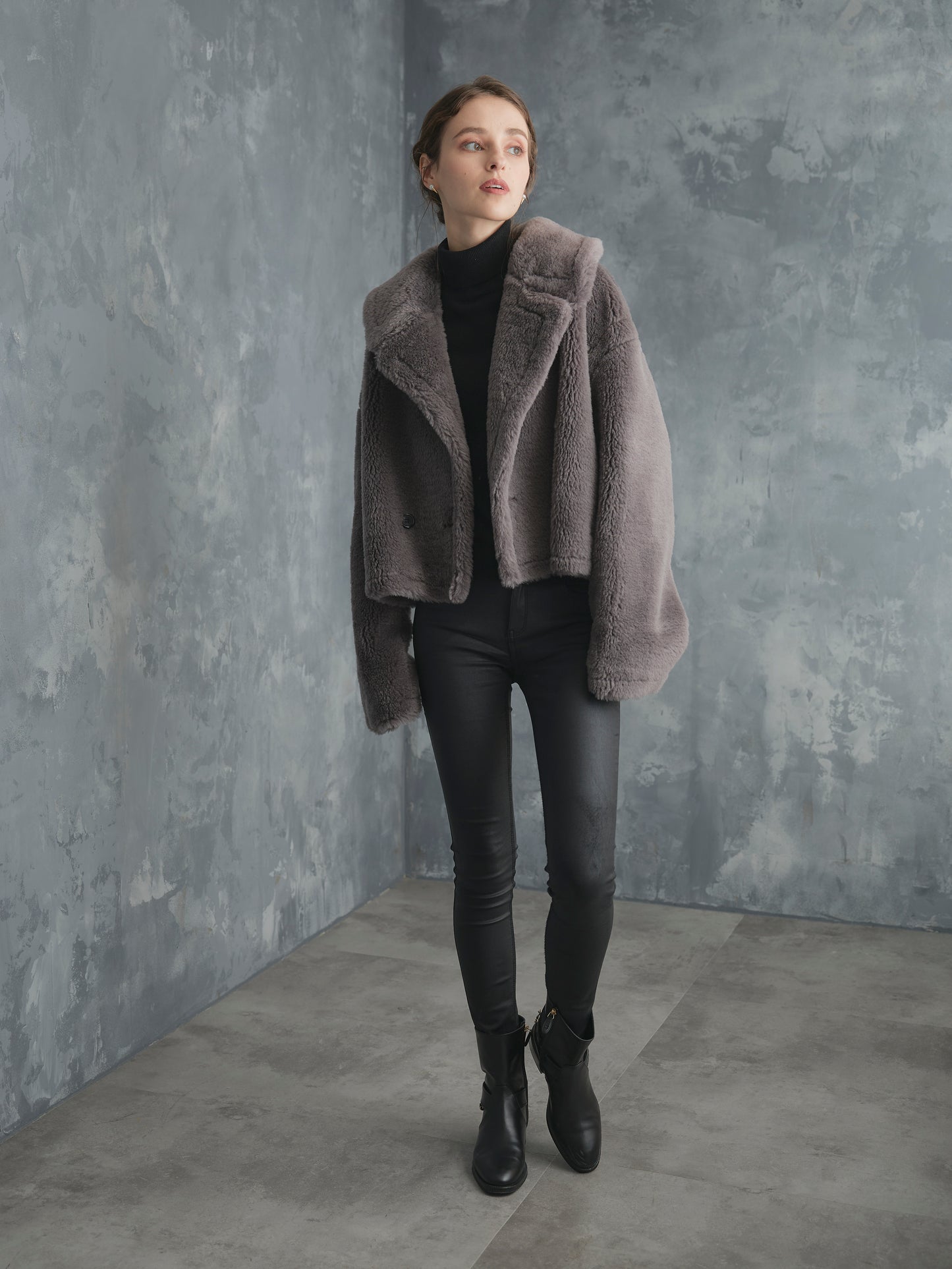 WOOL BOA SHORT COAT【GRAY】