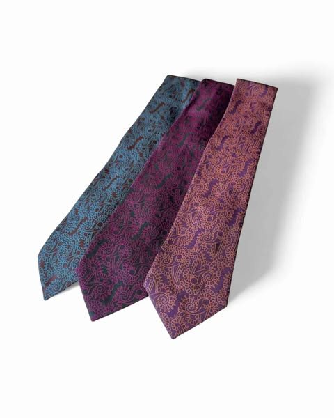 BICOLOR PAISLEY TIE