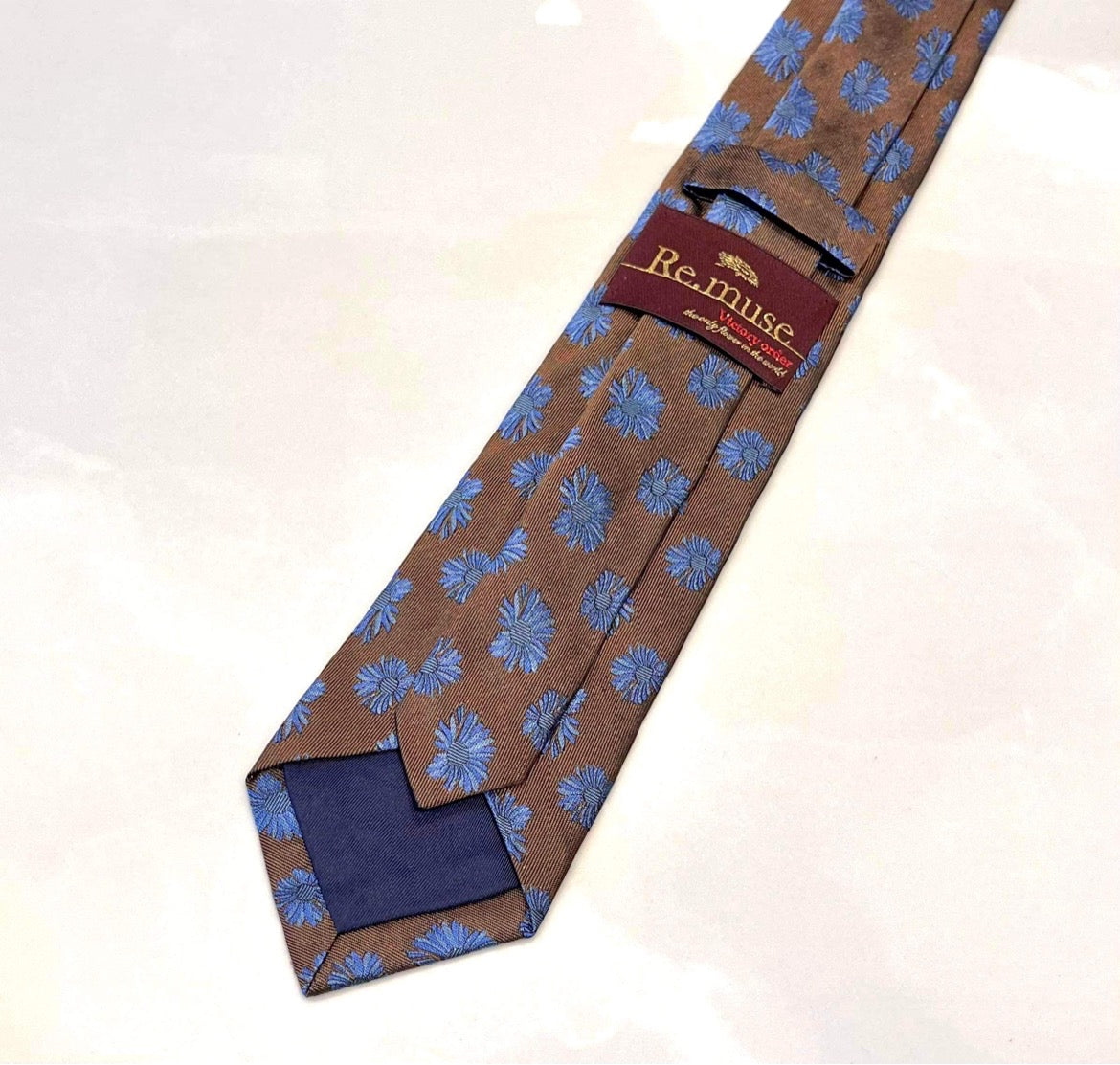 BOTANICAL TIE