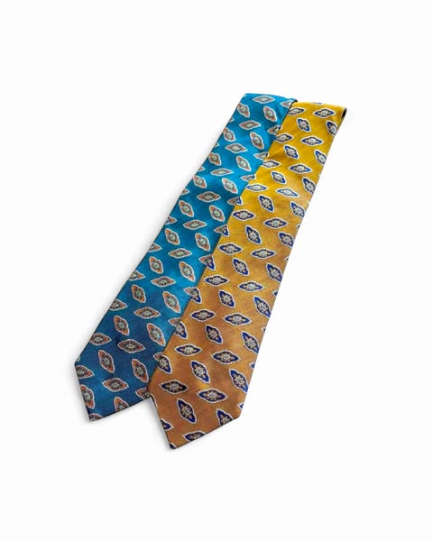BOHEMIAN DESIGN TIE