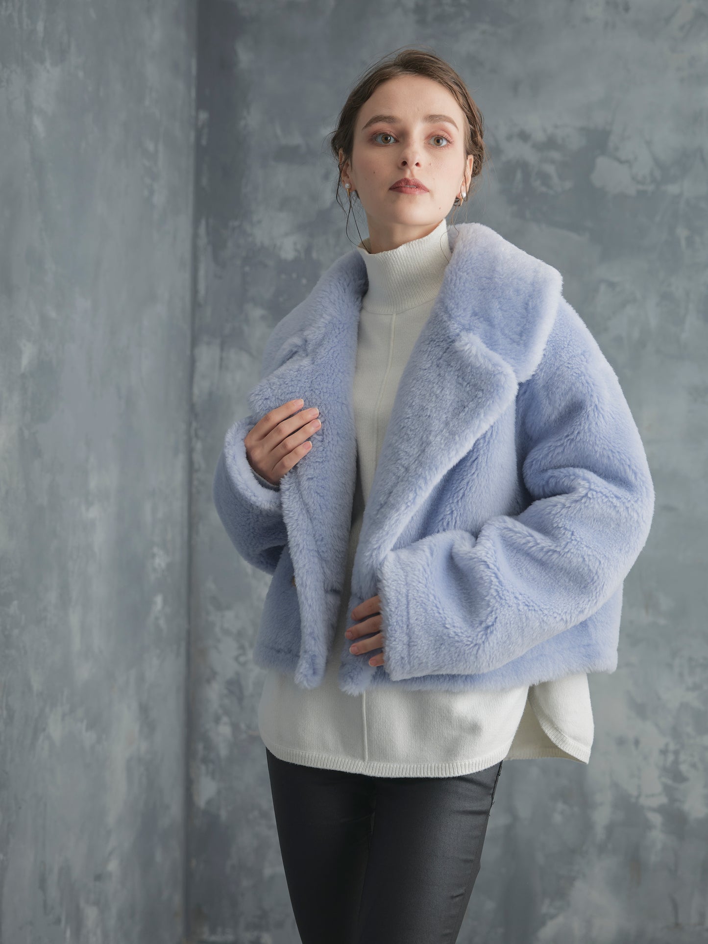WOOL BOA SHORT COAT【ICE BLUE】