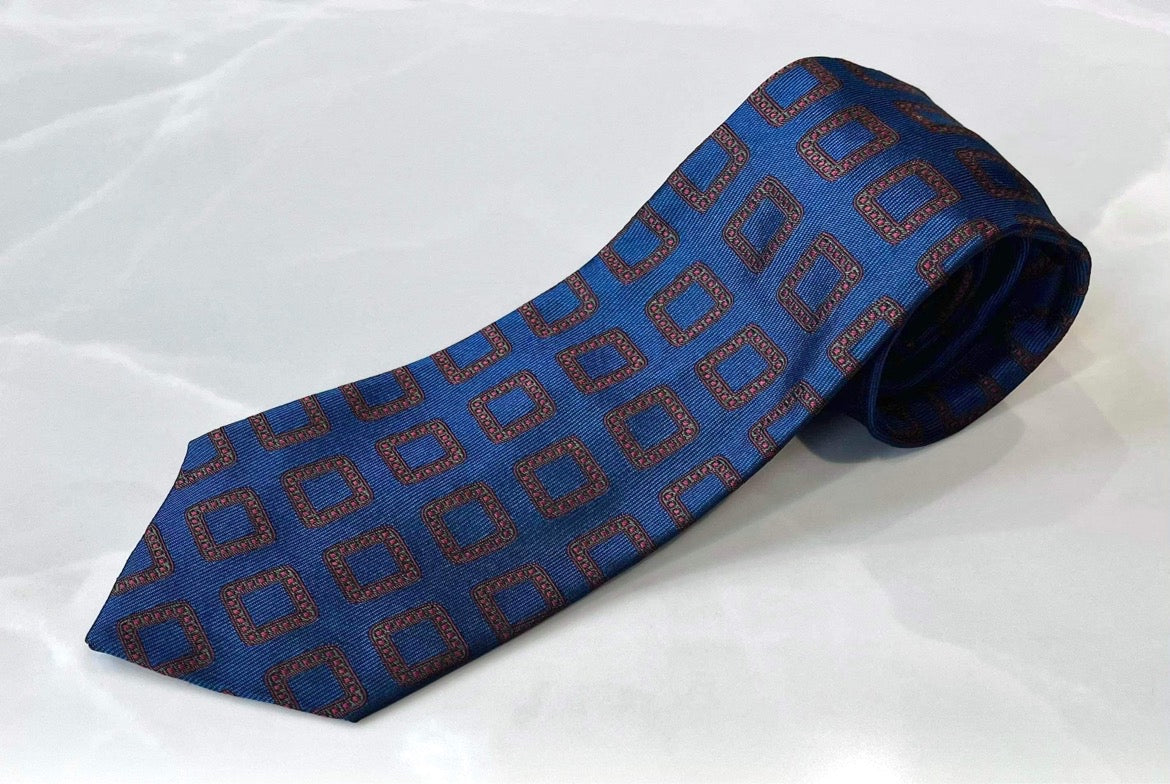 RETRO DESIGN SQUARE TIE