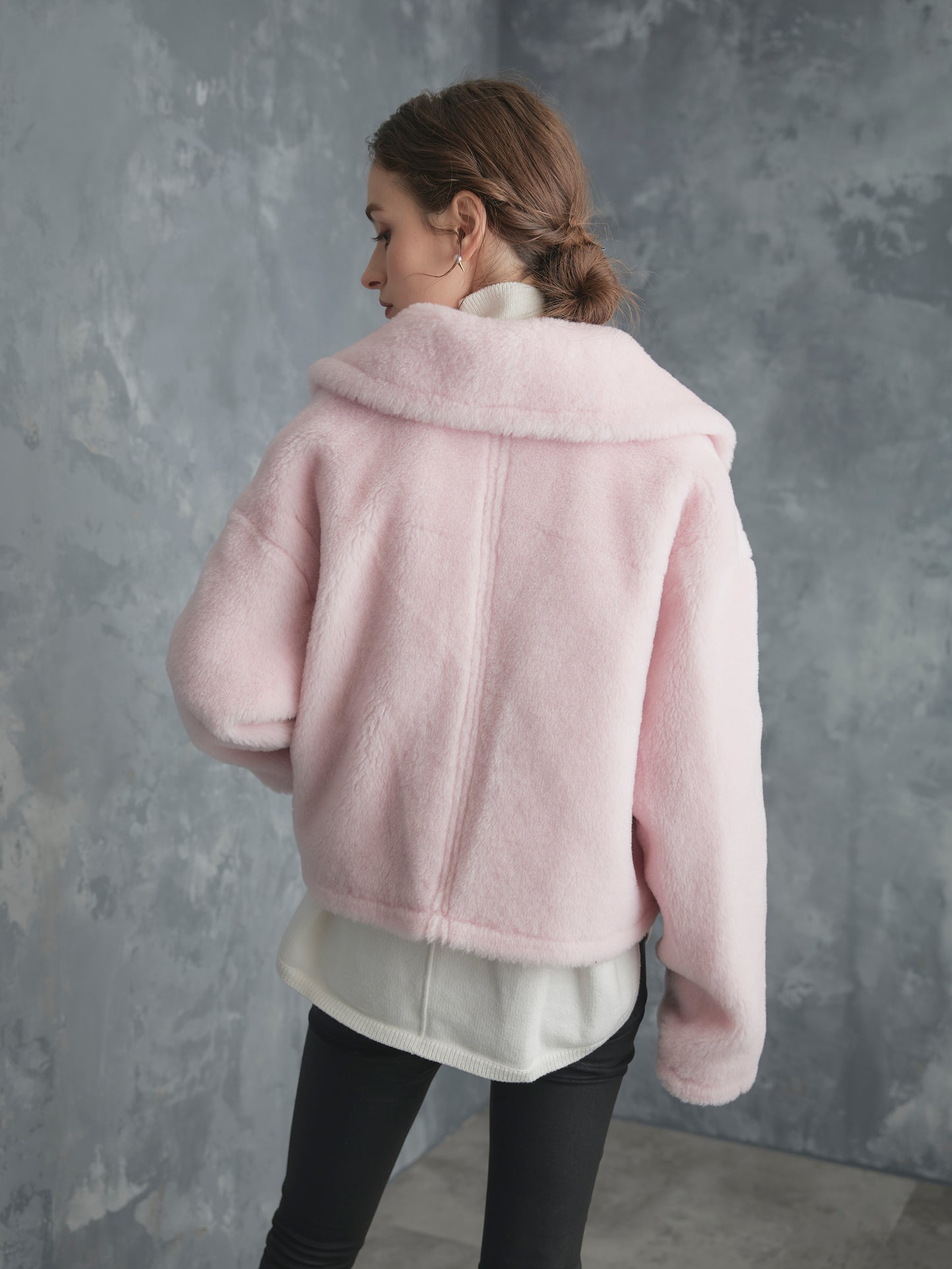 WOOL BOA SHORT COAT【BABY PINK】