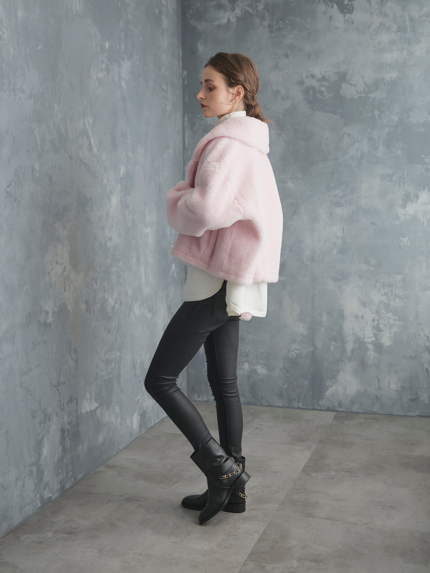 WOOL BOA SHORT COAT【BABY PINK】