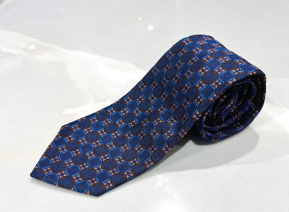 CLOISONNE PATTERN SQUARE TIE