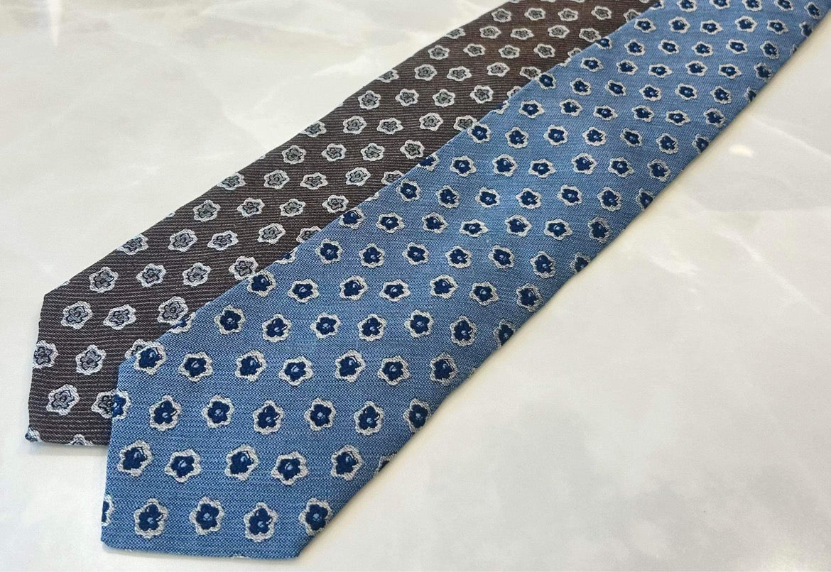 VINTAGE ROSE TIE