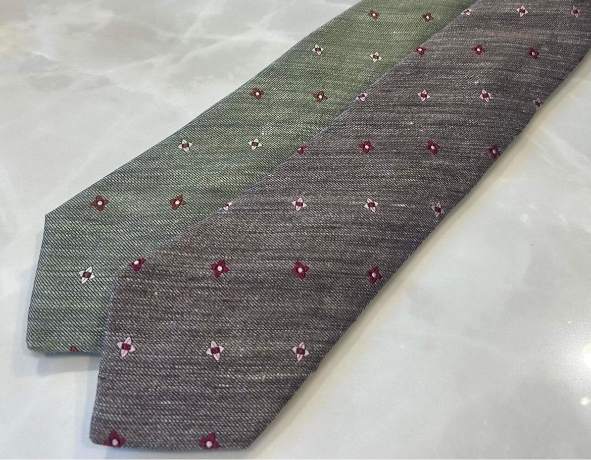 CHERRY BLOSSOM TIE