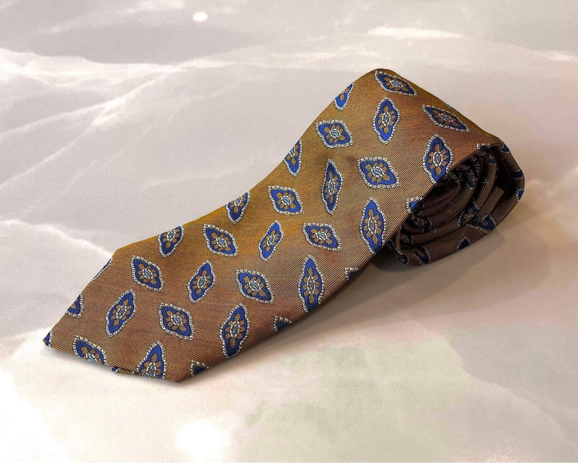 BOHEMIAN DESIGN TIE