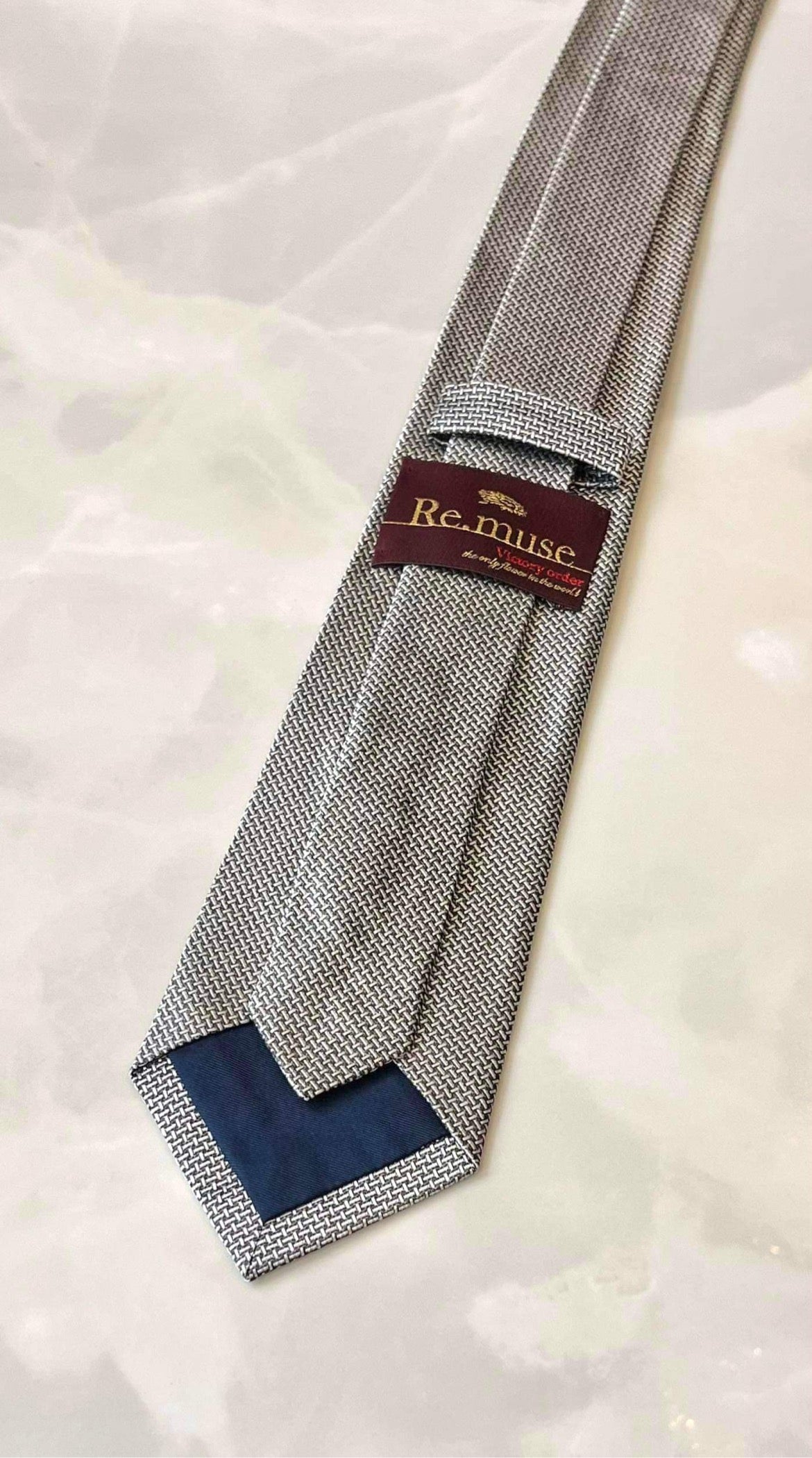 WOVEN DESIGN TIE