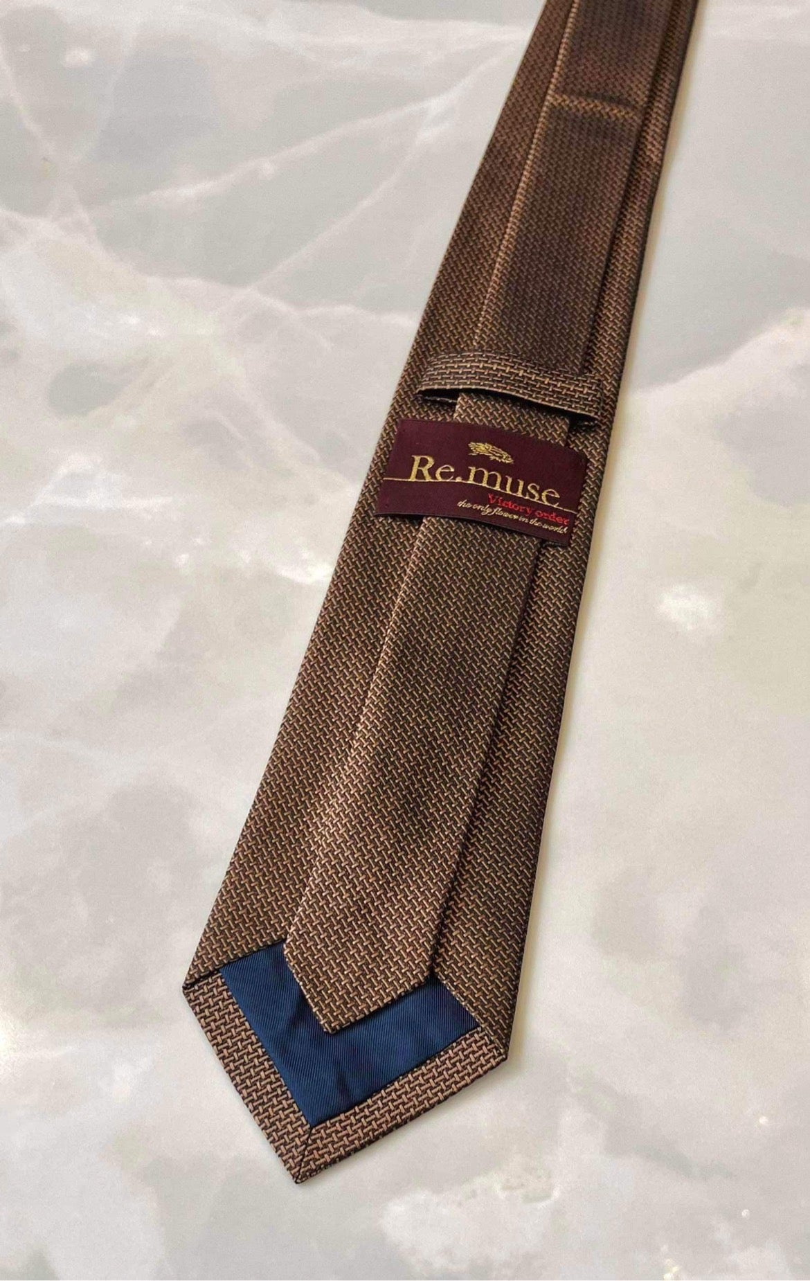 WOVEN DESIGN TIE