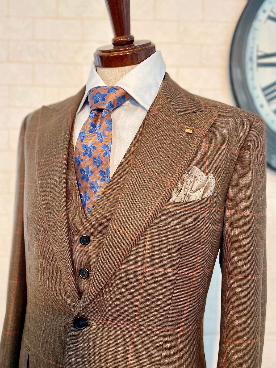 BOTANICAL TIE