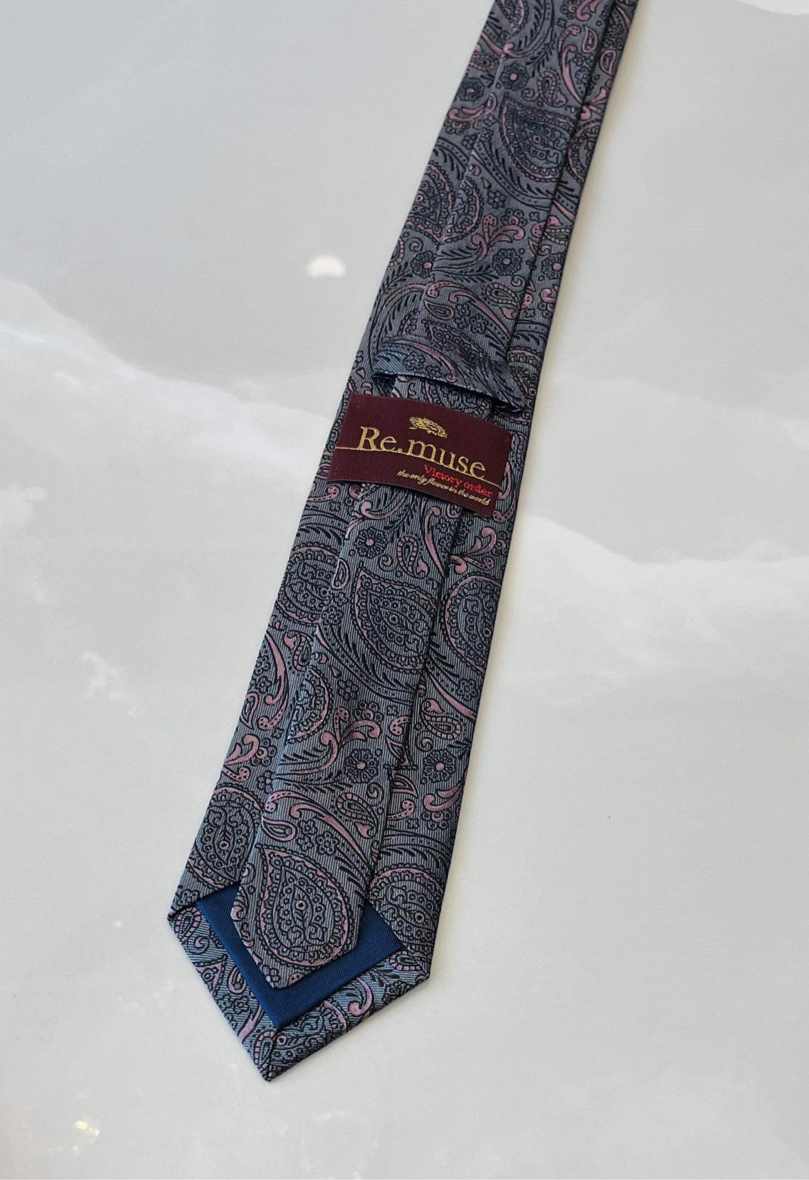 ETHNIC PAISLEY TIE
