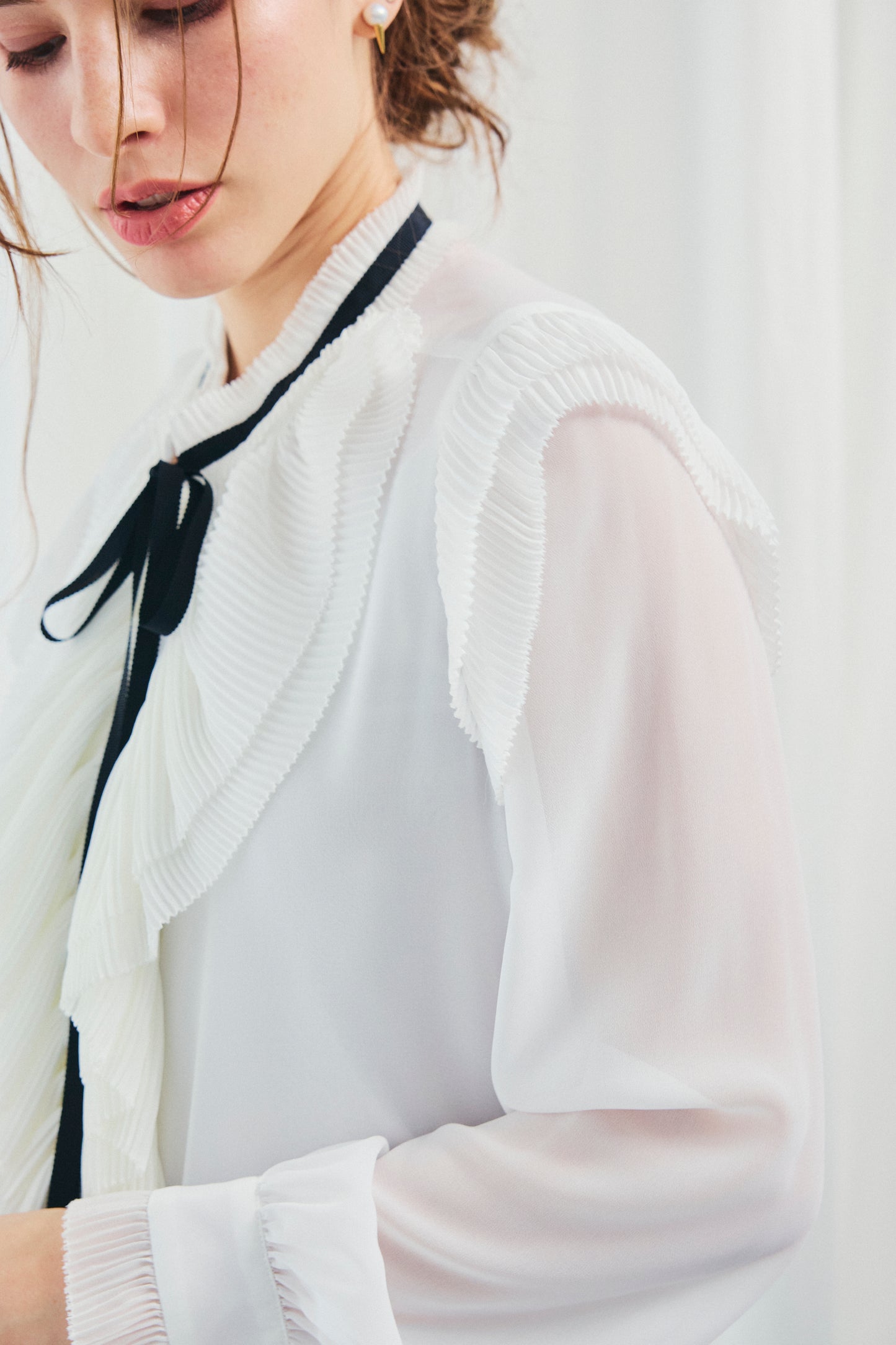 CHIFFON FRILLS BOW-TIE BLOUSE