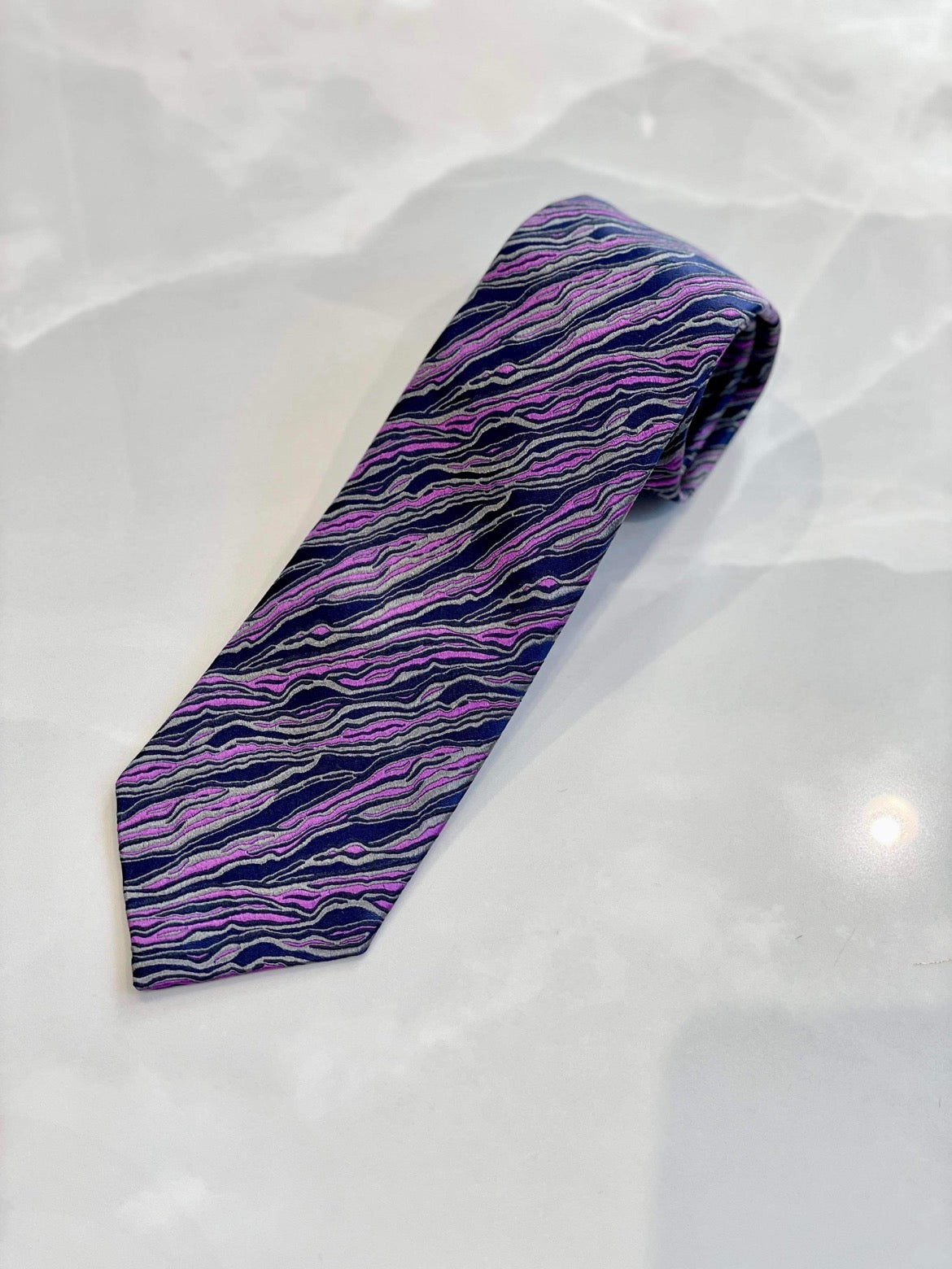 ART STRIPE TIE